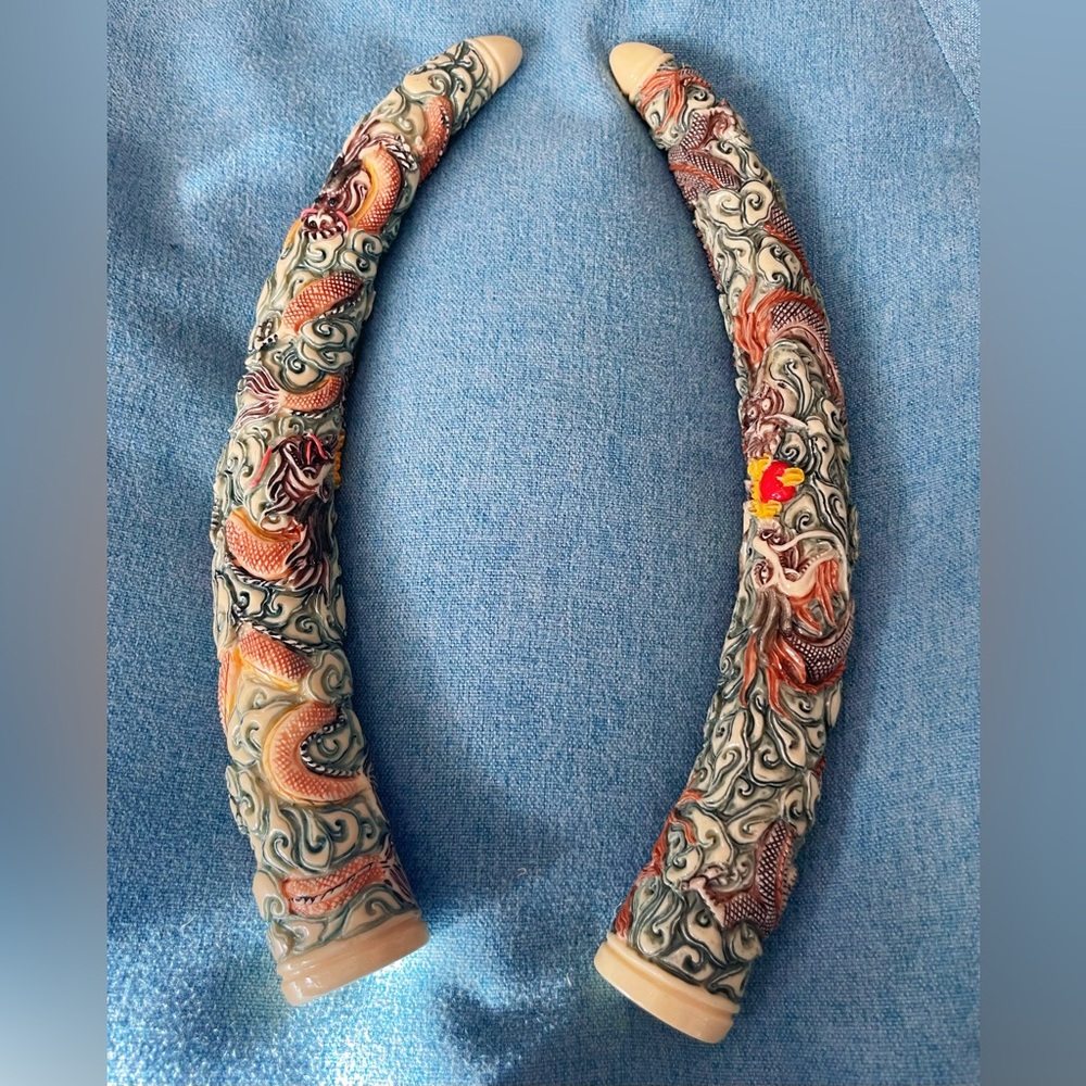 VTG Chinese Scene Carved Resin Tusk Faux Scrimshaw Dragons Colorful stamped